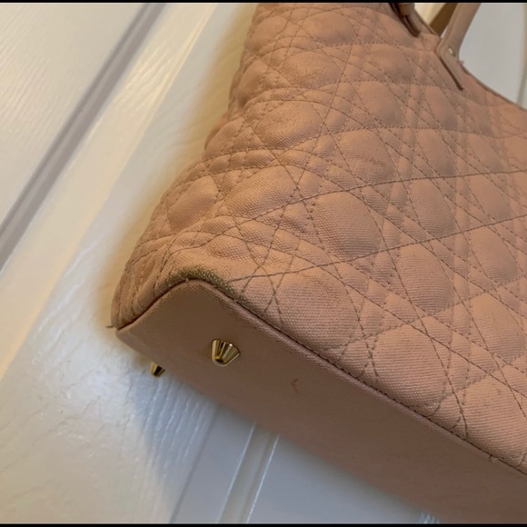 CHRISTIAN DIOR CANNAGE QUILTED TOTE BAG - Picture 8 of 13